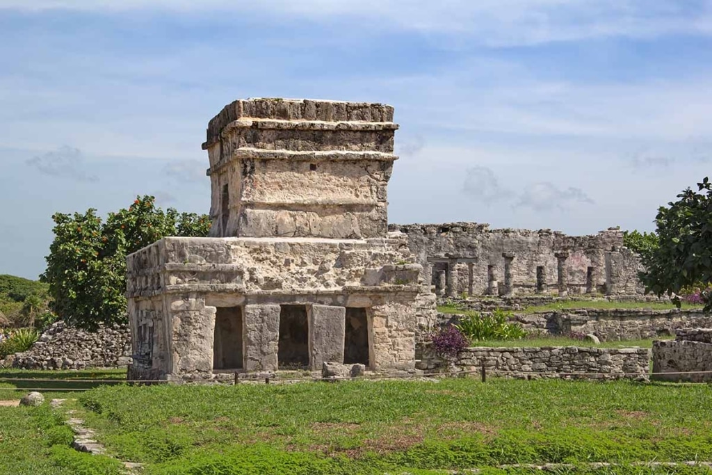 cheap flights to Playa del Carmen - Ancient Mayan Ruins