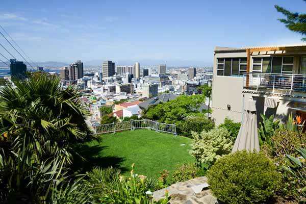 cheap flights to Cape Town - Signal Hill Lodge