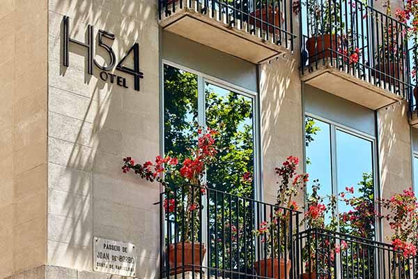 cheap flights to Barcelona - Hotel 54