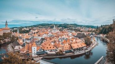 cheapest way to travel to Europe