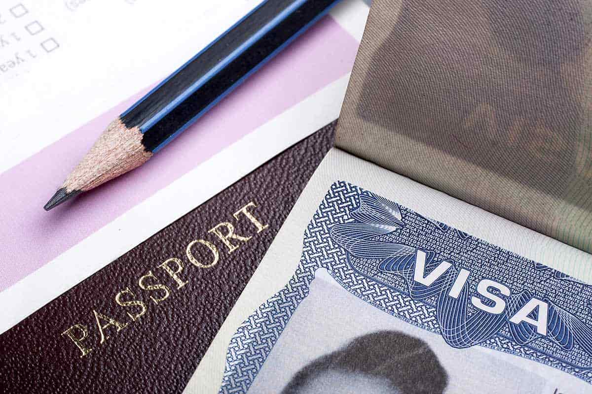 difference between a passport and a visa