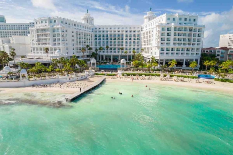 The 10 Best Hotels in Cancun Mexico Pigs Fly Cheap