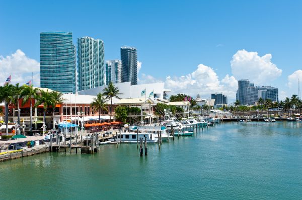 Best Places to Visit in Miami - Bayside Marketplace
