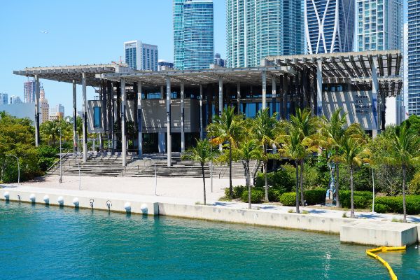Best Places to Visit in Miami - Perez Art Museum Miami