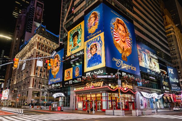 Best Places to Visit in New York - Broadway & The Theater District