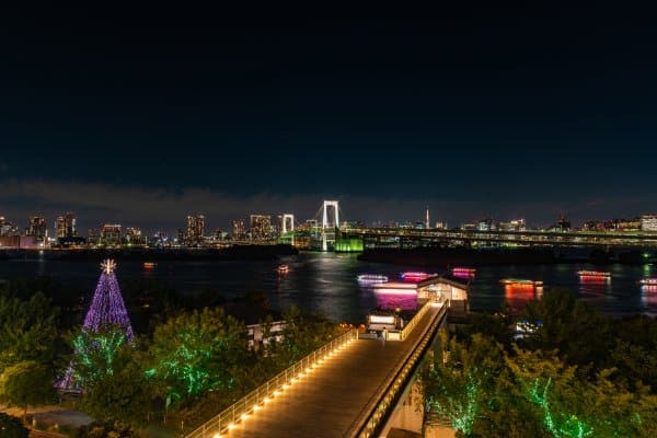 Best Places to Visit in Tokyo - Odaiba Seaside Park