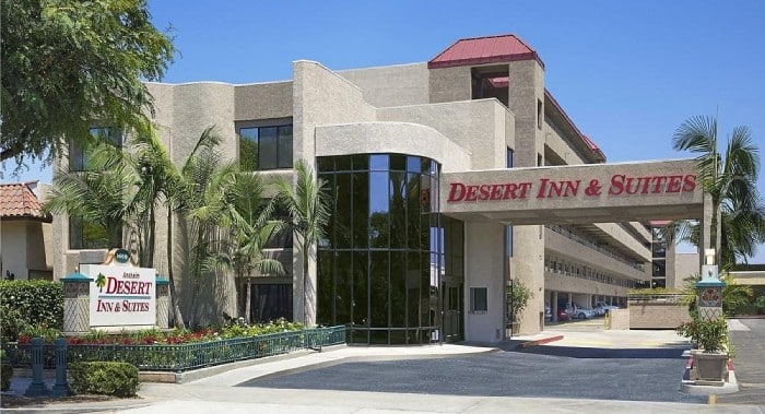 Hotels Closest to Disneyland Entrance - Anaheim Desert Inn and Suites