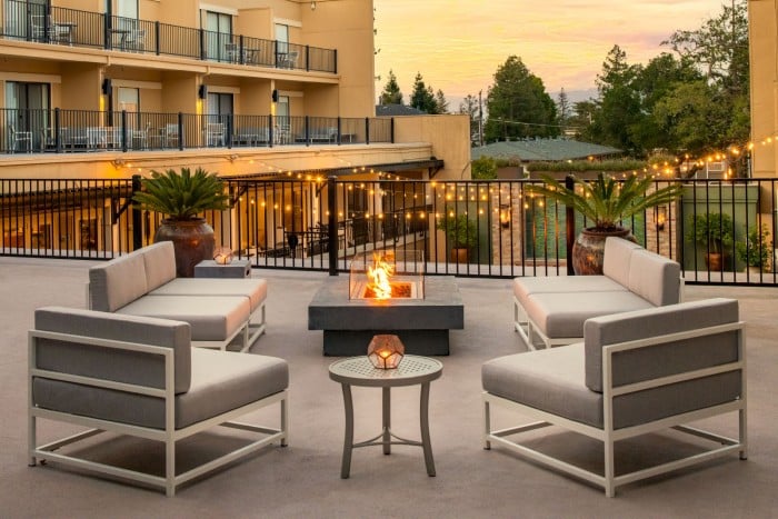 Boutique Hotels in Cupertino California - Toll House Hotel